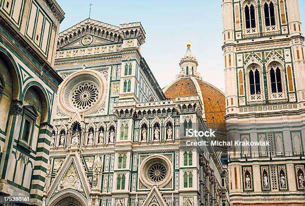 Duomo Di Firenze Toscana Italia - Fotografie stock e altre immagini di Inquadratura dal basso - Inquadratura dal basso, Architettura, Basilica