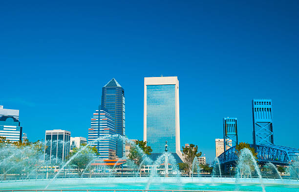 istock Jacksonville skyline, bridge, and fountain 175381478