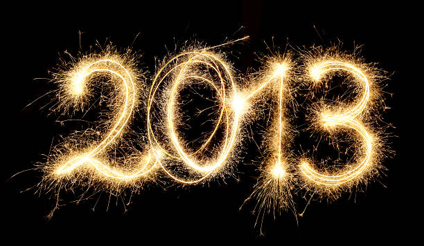 espumante ano novo em 2013 - 2013 new years eve new years day firework display - fotografias e filmes do acervo