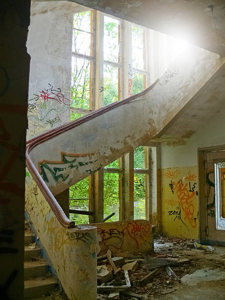 istock Ruin of an old Hospital 175383521