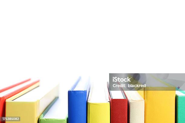 Livros - Fotografias de stock e mais imagens de Aprender - Aprender, Organização, Estante de Livro