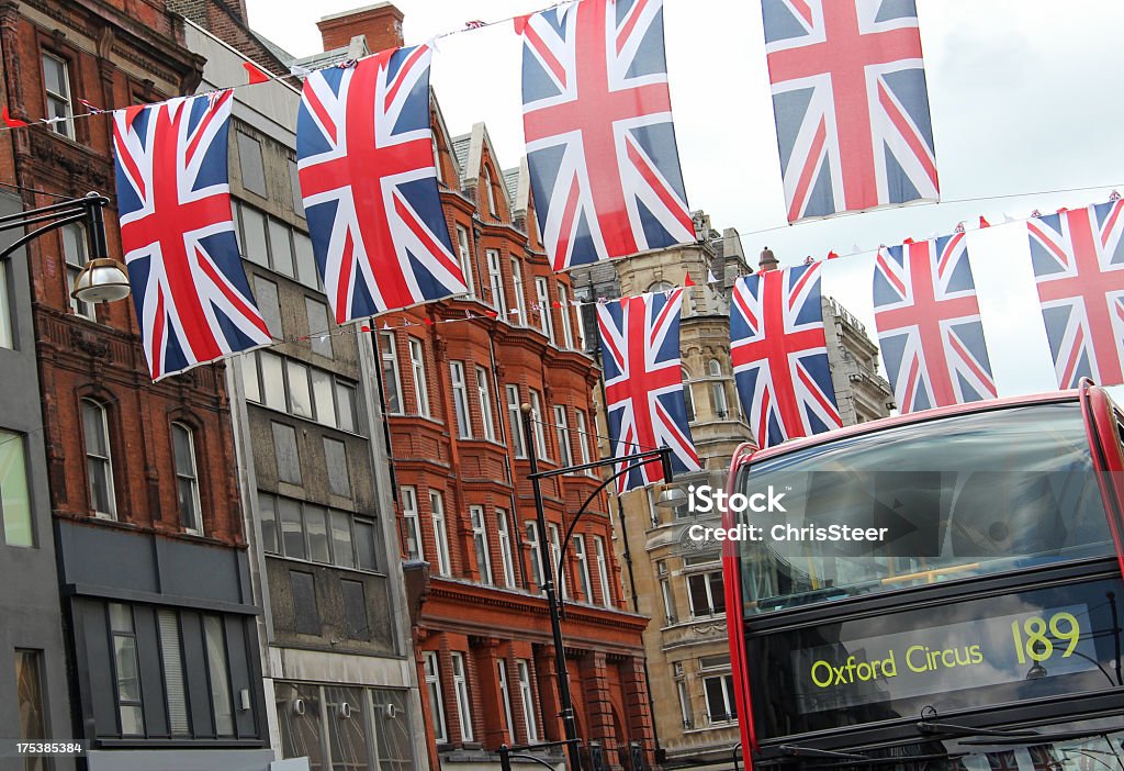 Union Jack flags em Londres - Foto de stock de Rua Oxford royalty-free