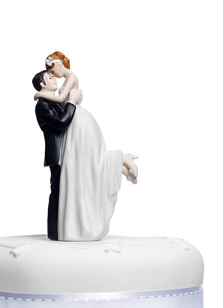 ウェディングケーキのトッパー - wedding cake newlywed wedding cake ストックフォトと画像