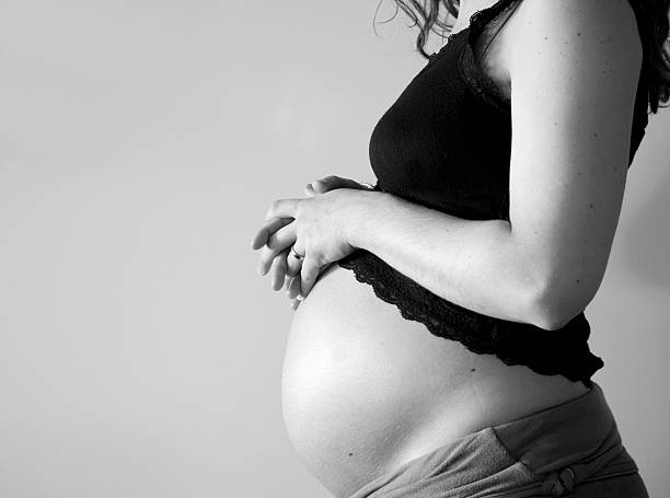 istock Pregnant woman 175387800