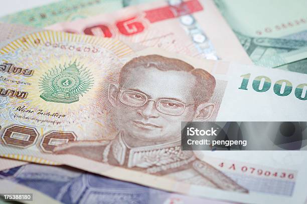 Baht Stockfoto und mehr Bilder von Thailändische Geldmünze - Thailändische Geldmünze, Thailändische Währung, 500