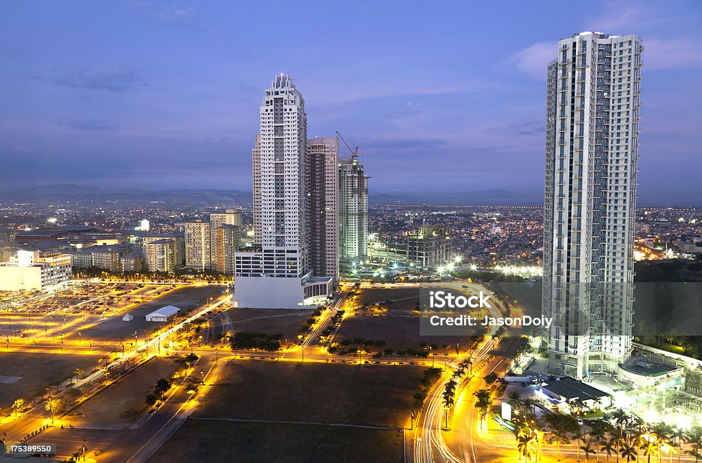 Condomínios Metro Manila, Filipinas - Foto de stock de Apartamento royalty-free