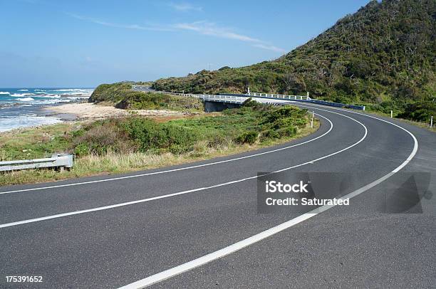 곡선을 따라 그레이트 오션 로드 도로에 대한 스톡 사진 및 기타 이미지 - 도로, 해안선, 호주