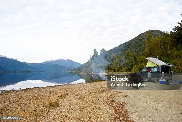 Foto de Liberdade De Acampamento Nova Zelândia e mais fotos de stock de Acampar - Acampar, Nova Zelândia, Frio