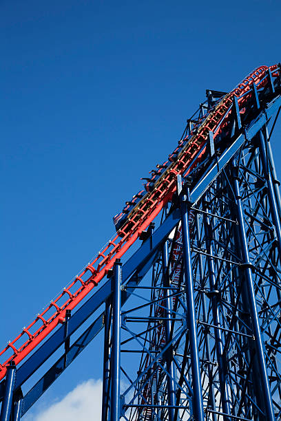 американские горки - rollercoaster blackpool england pleasure beach стоковые фото и изображения