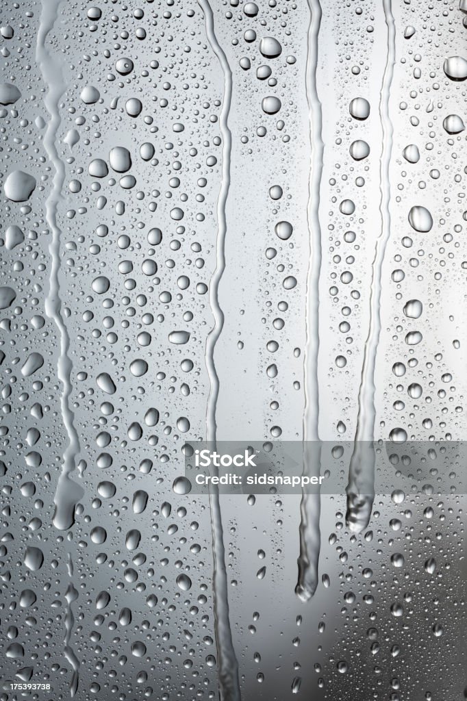 Transmisión de condensación en gris - Foto de stock de Agua libre de derechos