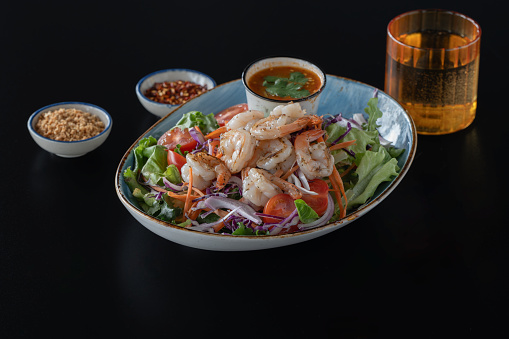 healthy thai prawn salad