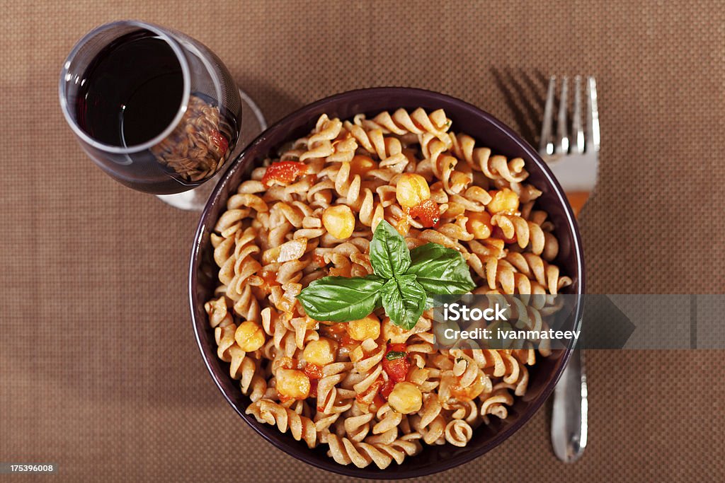 Colecção de Macarrão Fusilli com Grão-ervilhas - Royalty-free Comida Foto de stock