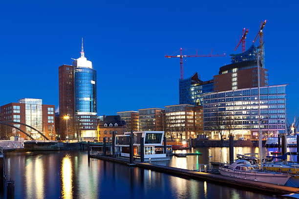istock Blue hour in the Harbour of Hamburg 175396727