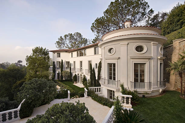 bel air manson - casa solariega fotografías e imágenes de stock