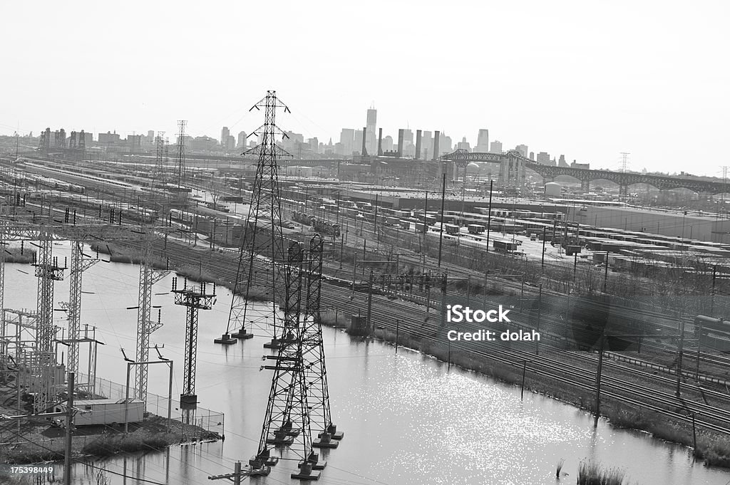 yard de rail - Photo de Ciel couvert libre de droits