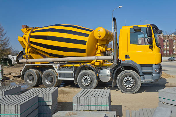 istock Yellow Cement Truck 175398535