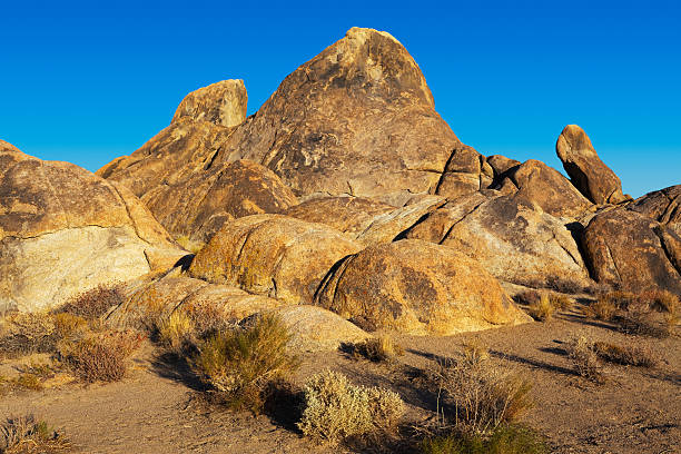 istock The Alabama Hills 175398734