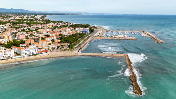 istock L'Hospitalet de l'infant by drone 1754001766