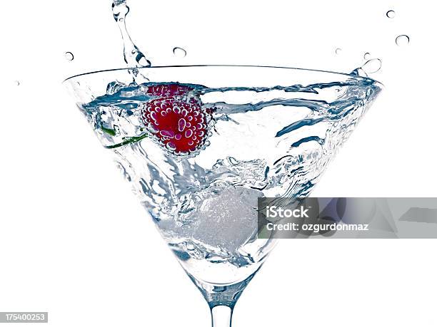 Foto de Cereja De Coquetel Martini e mais fotos de stock de Bebida - Bebida, Bebida alcoólica, Borrifo