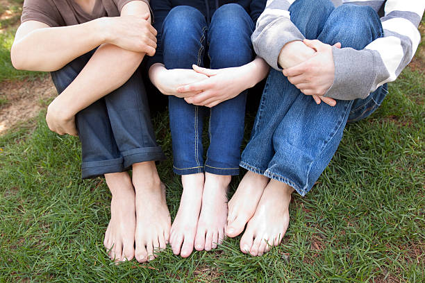 istock Teen Legs Together 175402552
