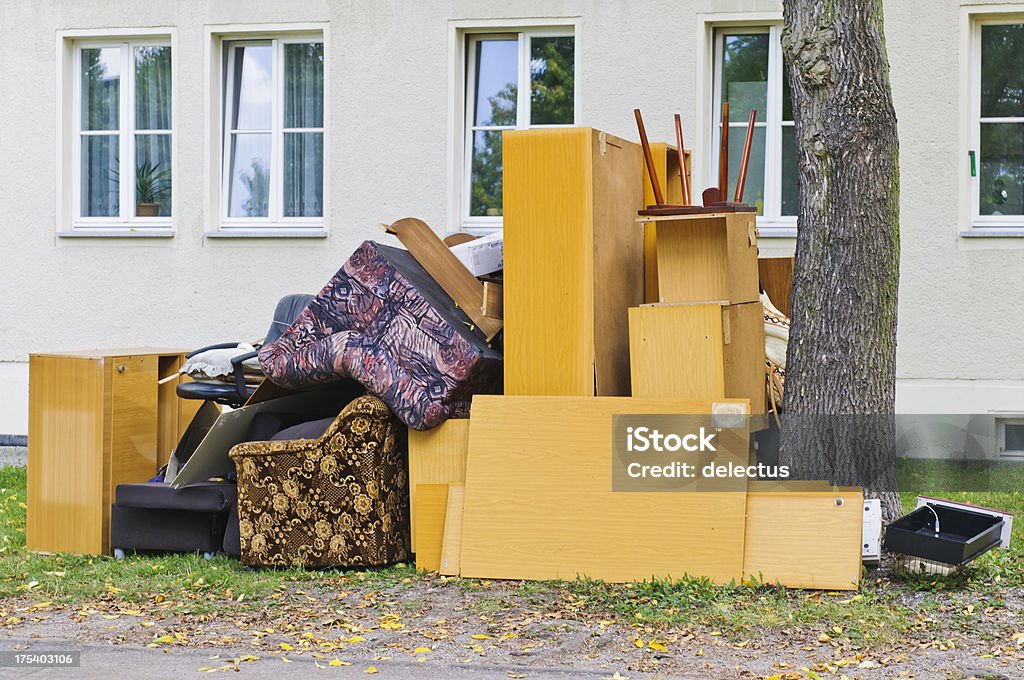 Los residuos Sperrmüll voluminosos - Foto de stock de Basura libre de derechos