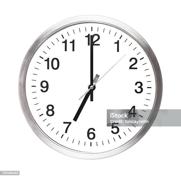 7 Uhr Stockfoto und mehr Bilder von Uhr - Uhr, Zahl 7, Zeit