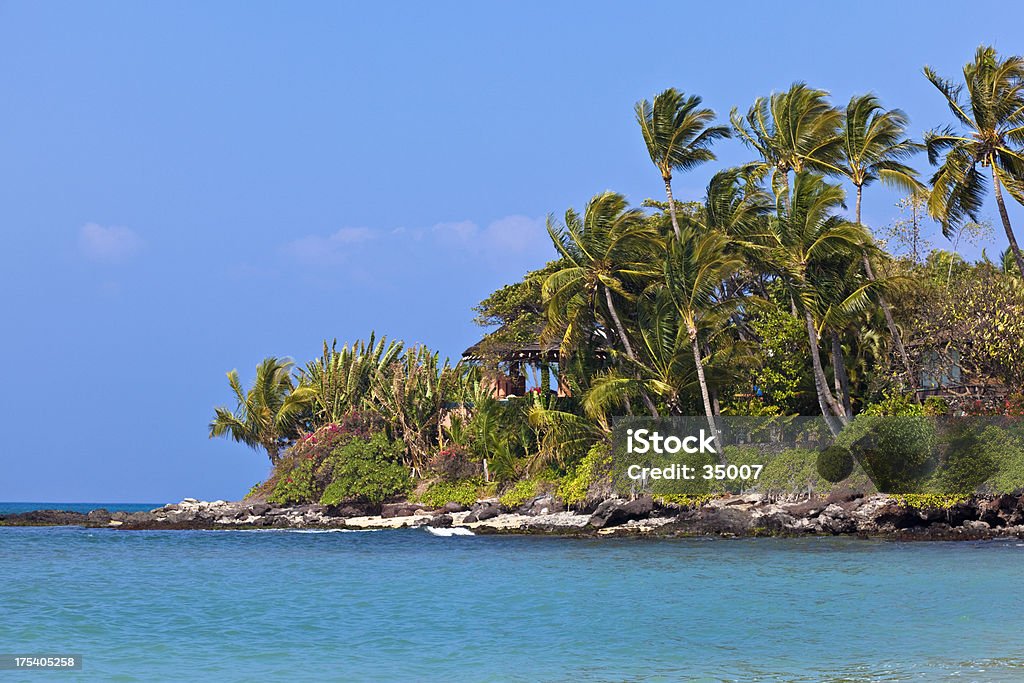 La isla villa - Foto de stock de Playa libre de derechos