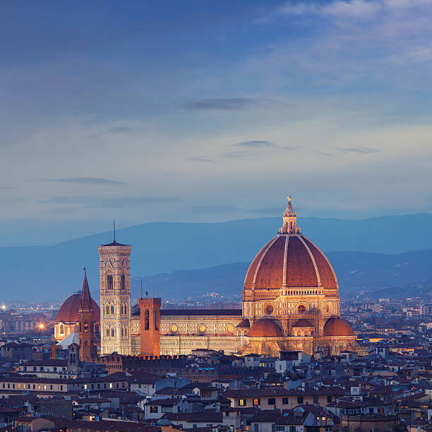 istock Cathedral of Florence at dusk 175406521