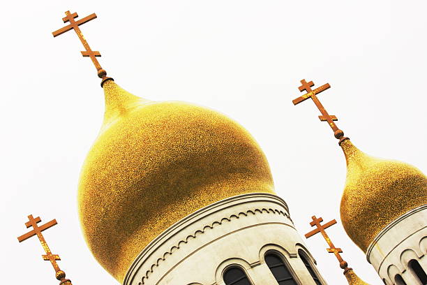 cúpula de cebola da catedral ortodoxa russa - san francisco county church cross shape cross imagens e fotografias de stock