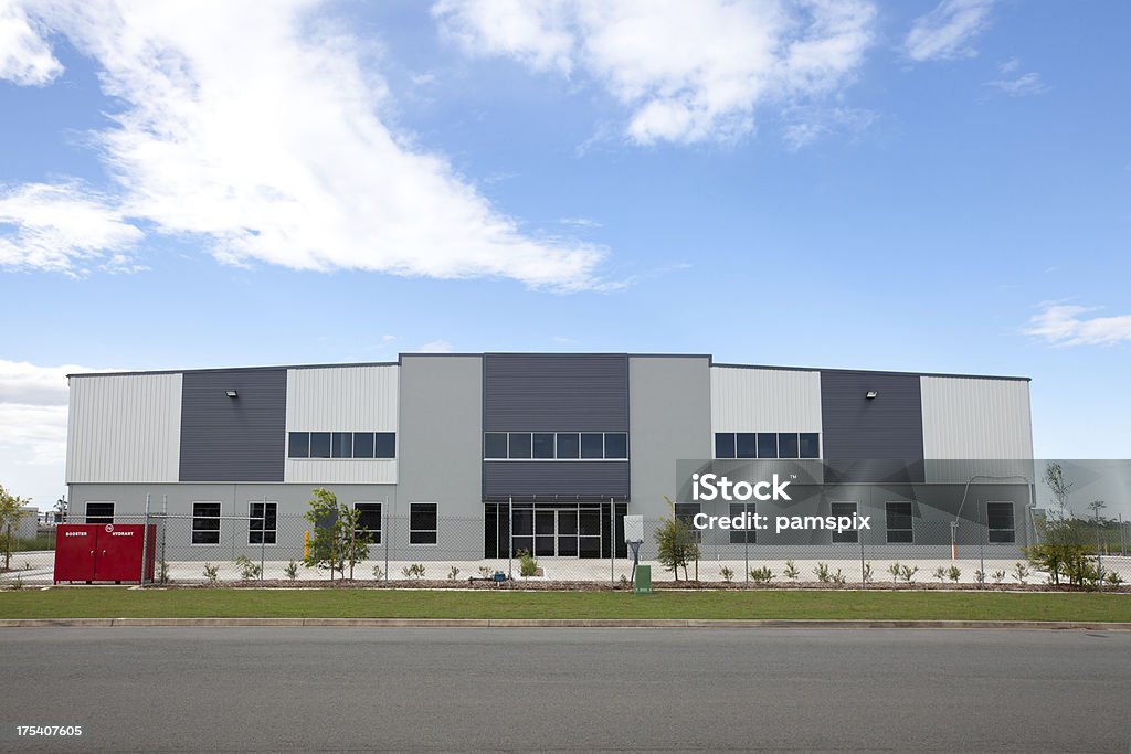 Промышленный склад Здание - Стоковые фото На открытом воздухе роялти-фри