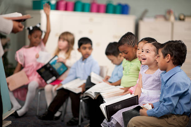 religiöse programm für kinder - sunday stock-fotos und bilder