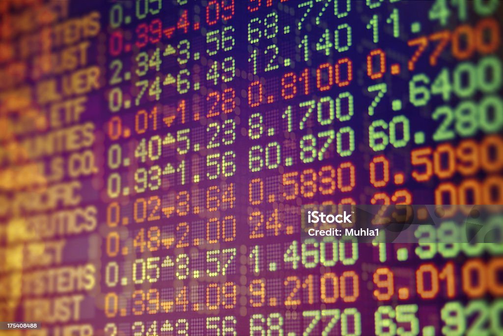 電子画面の株式データ番号 - 株券のロイヤリティフリーストックフォト