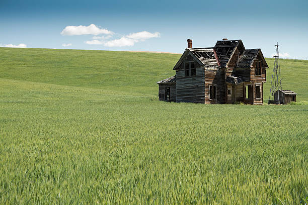 Abandonado Farm House - foto de stock