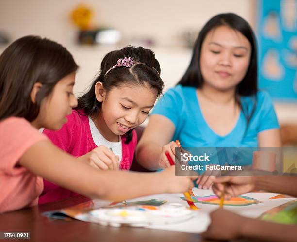 Foto de Escola De Domingo e mais fotos de stock de Aluno de Jardim de Infância - Aluno de Jardim de Infância, Aluno de Primário, Aprender