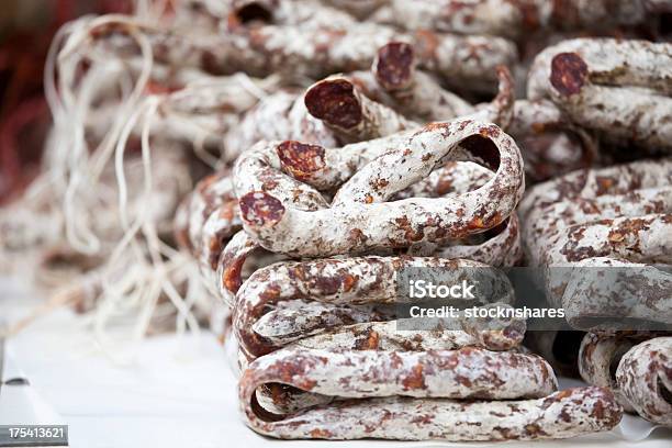 Getrocknete Baskische Wurst Stockfoto und mehr Bilder von Ausgedörrt - Ausgedörrt, Wurst, Getrocknete Speise