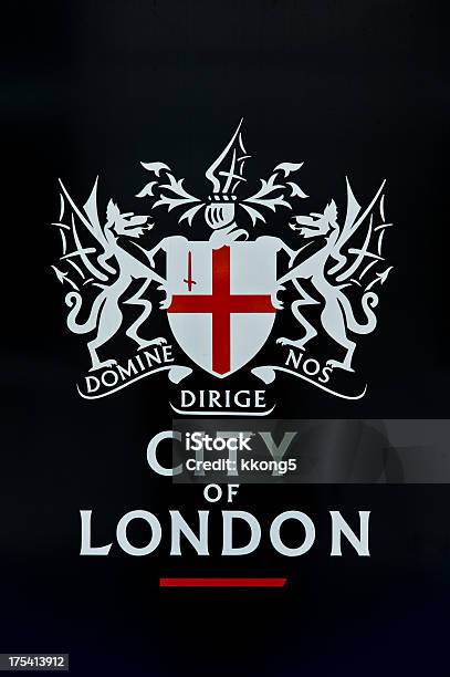 Foto de London Brasão De Armas Contra Fundo Preto e mais fotos de stock de Dragão - Dragão, Londres - Inglaterra, Brasão de armas