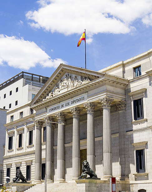 istock Spanish Parliament building, Madrid 175414196