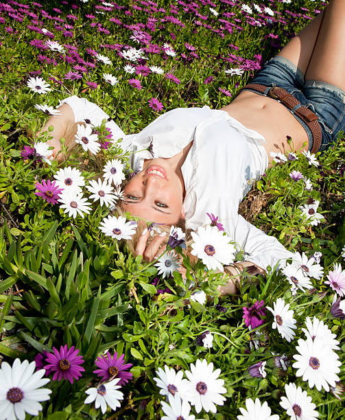 istock beauty fashion model 175414912