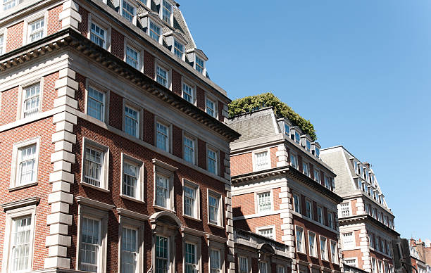 london architecture: classic buildings with rooftop garden