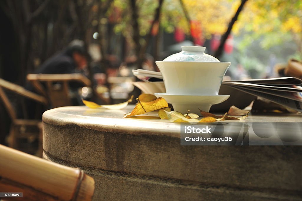 Tè tazza di caffè sulla scrivania - Foto stock royalty-free di Ambientazione esterna