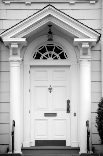 Colonial front door in black and white. FOR MORE HOUSES AND DOORS (CLICK
