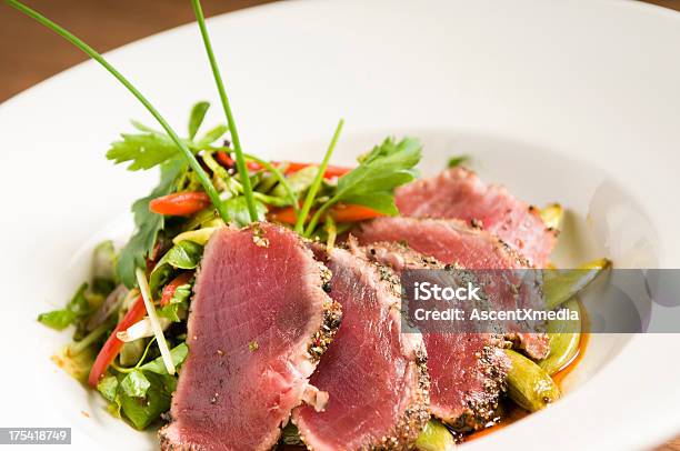 Chamuscar Ahi Atum - Fotografias de stock e mais imagens de Atum - Peixe - Atum - Peixe, Cebolinho, Comida e Bebida
