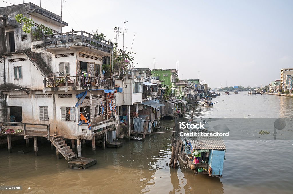 Casas sobre el río Mekong en Vietnam - Foto de stock de Agua libre de derechos