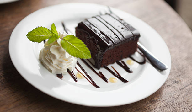 istock Mint Cream With Chocolate Brownie 175419037