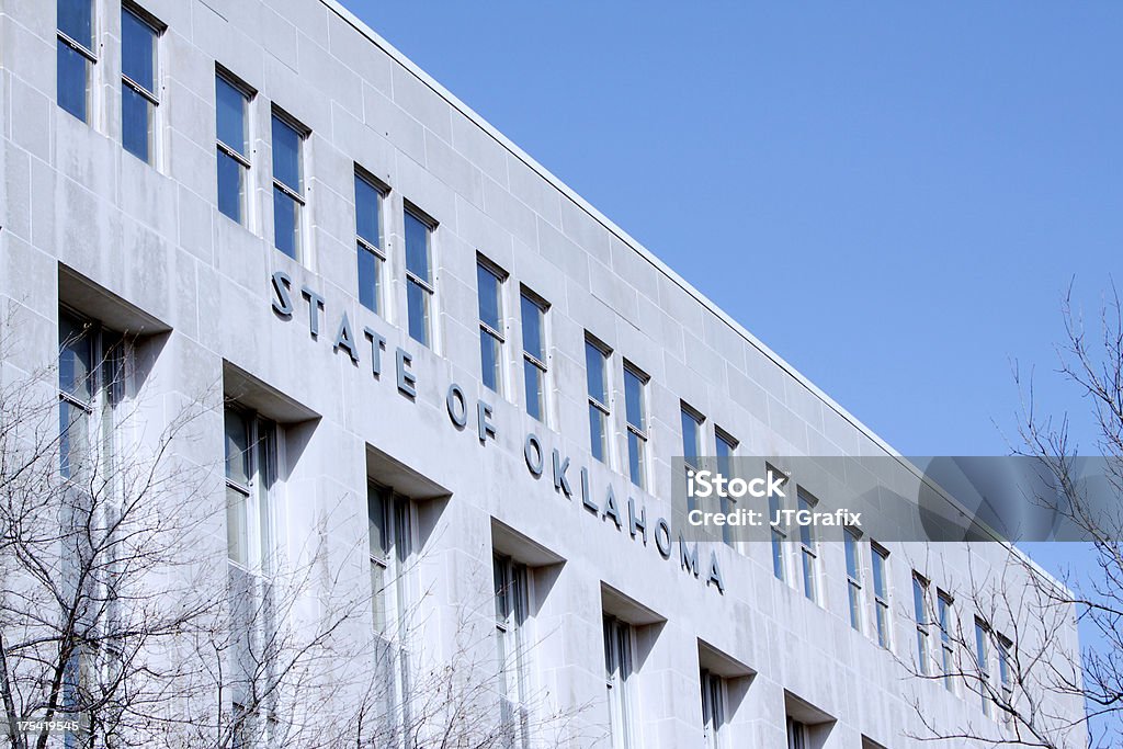 Okhahoma edificio del gobierno estatal - Foto de stock de Aire libre libre de derechos