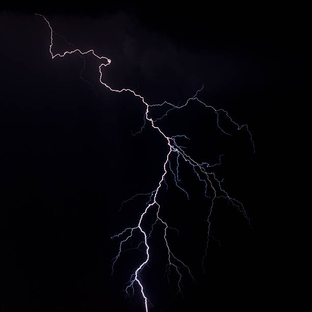 lightning - thunderstorm lightning storm monsoon photos et images de collection