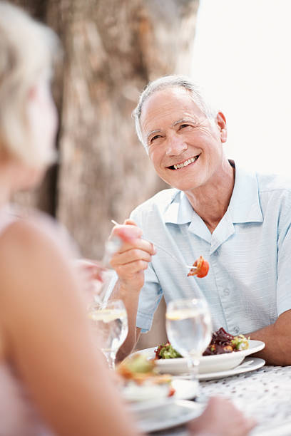 istock Lunch with my beautiful wife 175422054