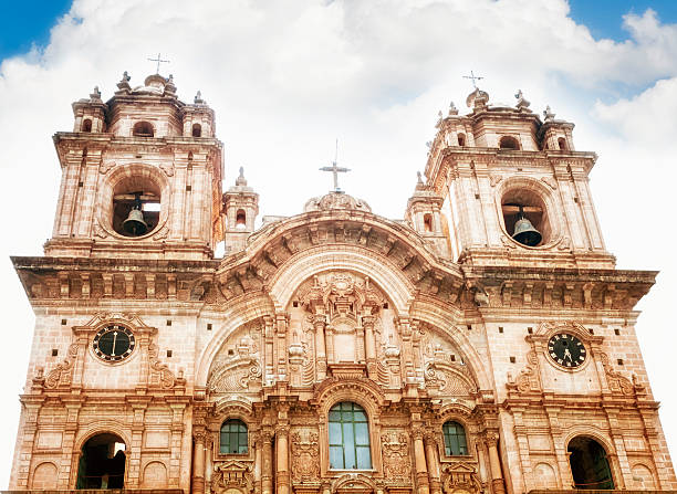 istock The Company of Jesus in Cusco 175423565