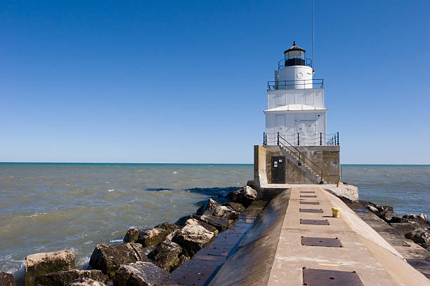 マニトワック灯台 - travel destinations lake michigan freshwater standing water ストックフォトと画像