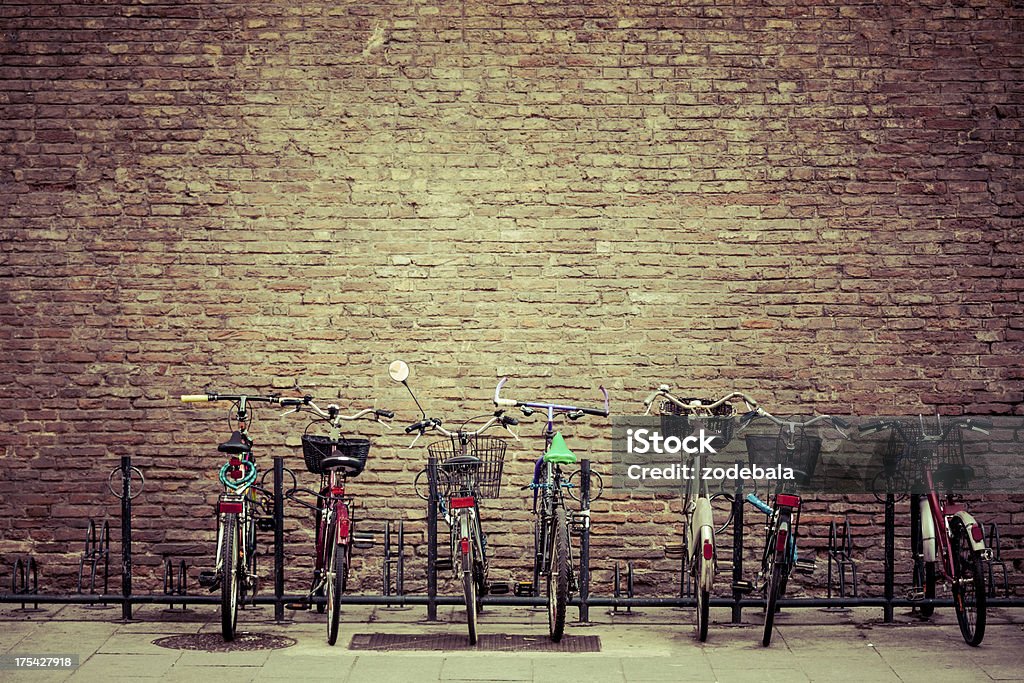 De estacionamento em Bolonha, Itália - Royalty-free Bicicleta Foto de stock